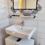 Dhh 